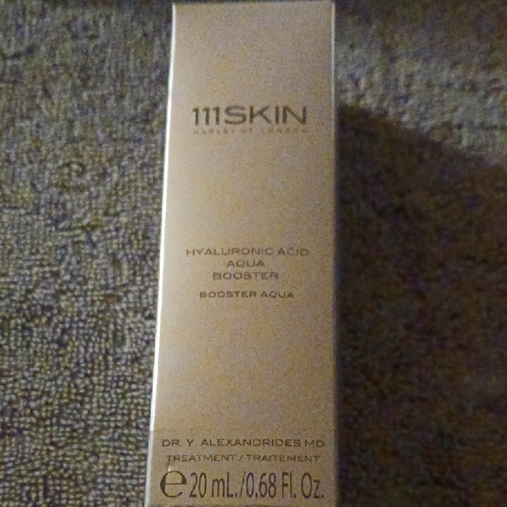 111SKIN Hyaluronic Acid Aqua Booster